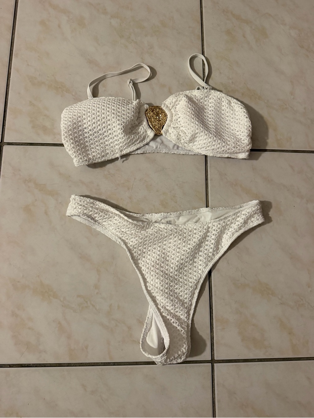 SHEIN White Textured Bandeau Bikini with Gold Heart Accent
